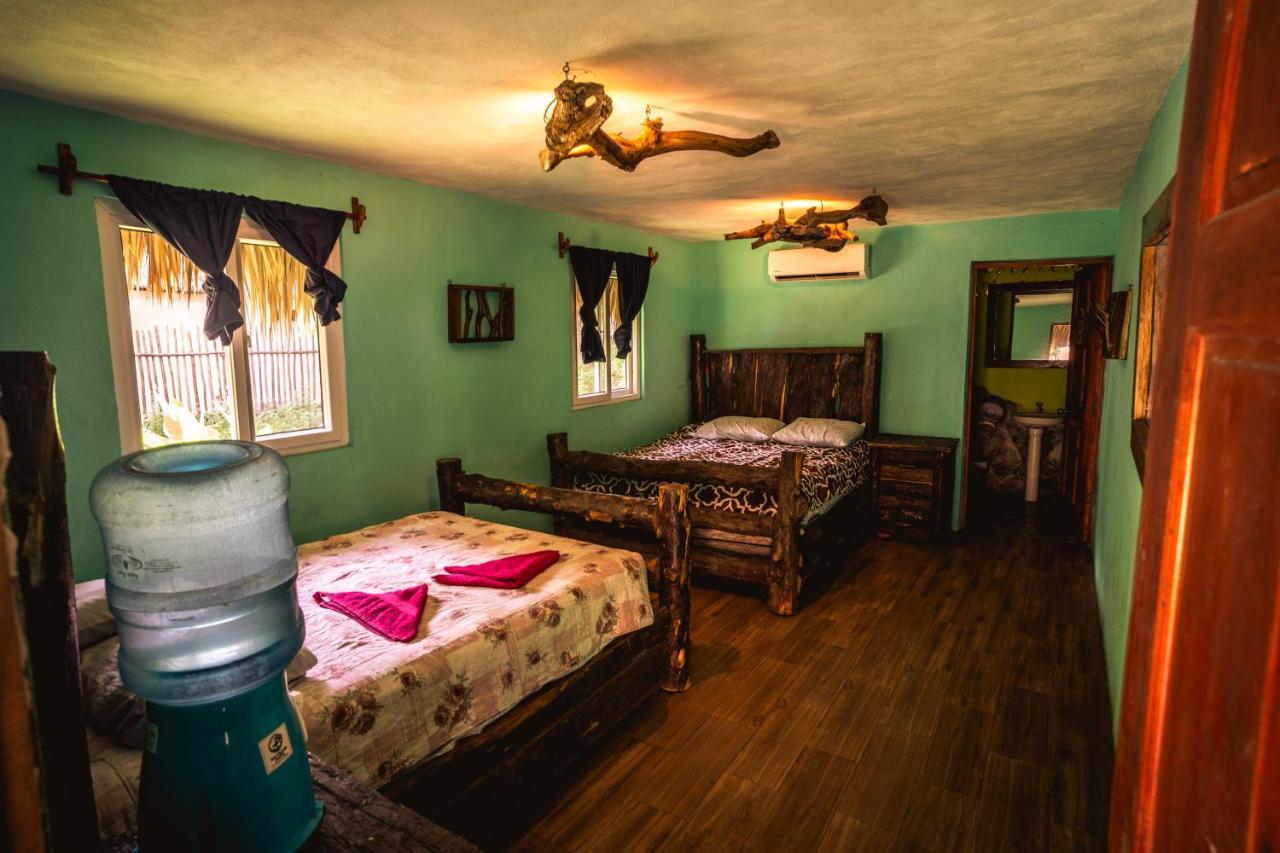 The Driftwood Surfer Beachfront Hostel / Restaurant / Bar, El Paredon El Paredon Buena Vista Ngoại thất bức ảnh